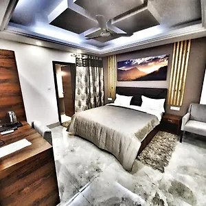 Aerocity Purple Orchid 3* Neu-Delhi