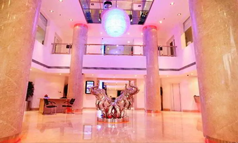 Radisson Blu Kochi Hotel