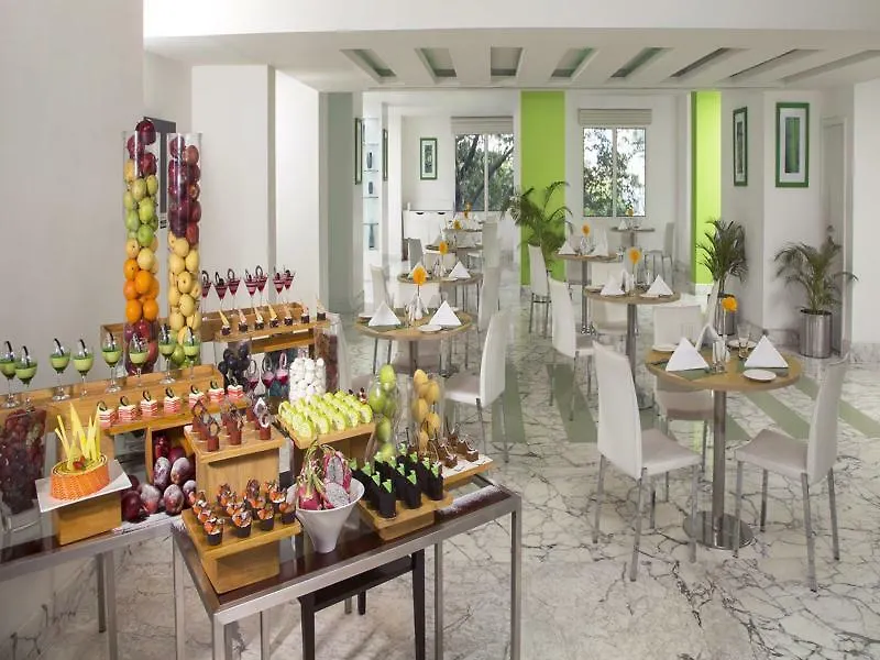 Hotel Radisson Blu Kochi India