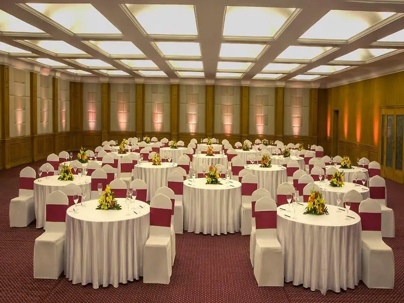 Hotel Radisson Blu Kochi 5*,  India